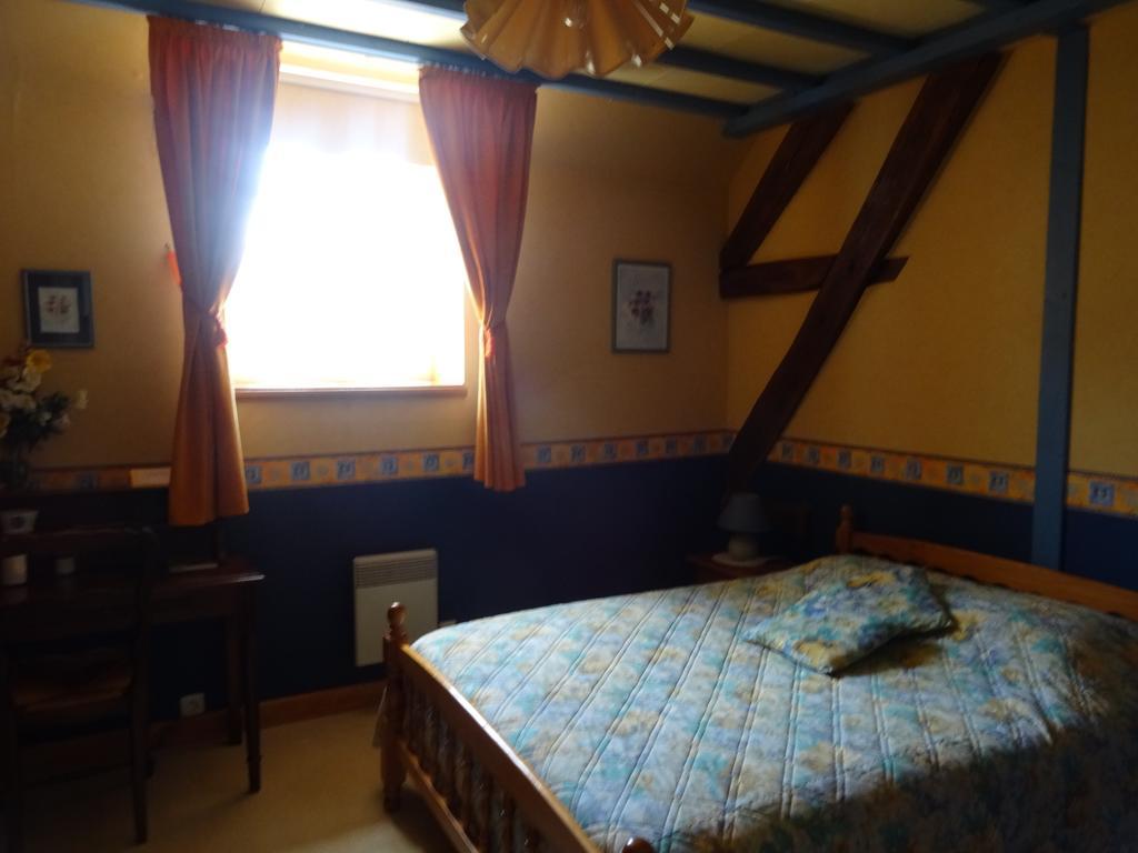 La Clef Des Champs Bed & Breakfast La Roche-en-Brenil Bilik gambar