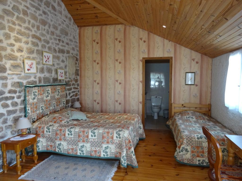 La Clef Des Champs Bed & Breakfast La Roche-en-Brenil Bilik gambar